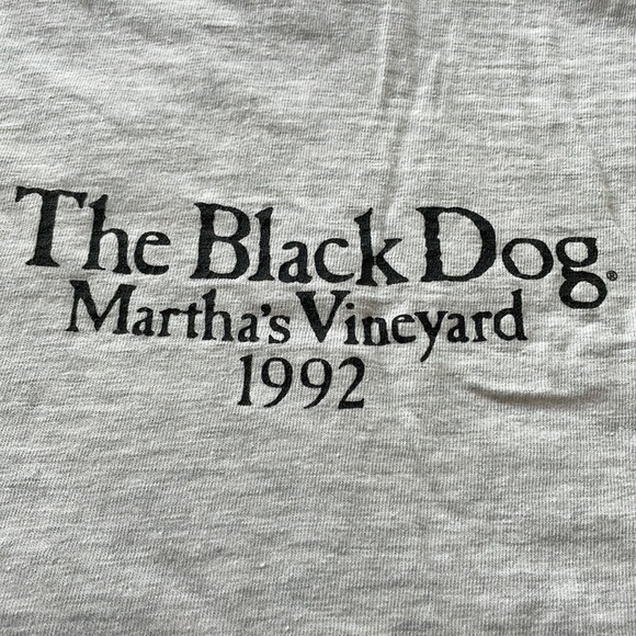 Vintage 1992 The Black Dog Martha’s Vineyard Gray T-shirt - Picture 11 of 11